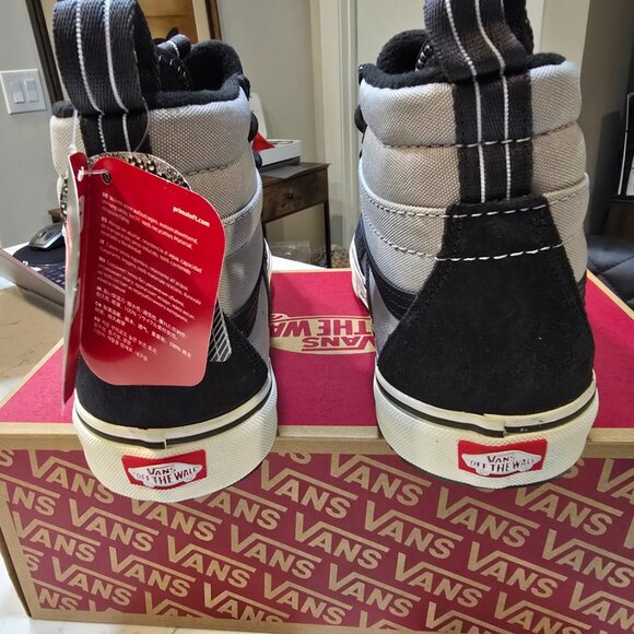 Vans MTE Sk8-Hi Waterproof Skate Sneakers Shoes Gray/Black VN000CVT239 US 10 NEW - Picture 6 of 14